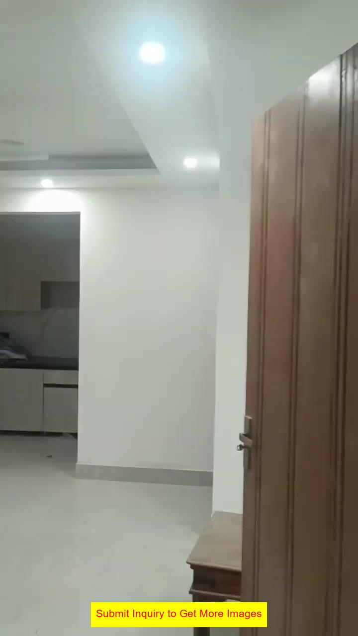 2 BHK Flat for Rent in Naraina Only in 13500, Delhi Near Bus Stand